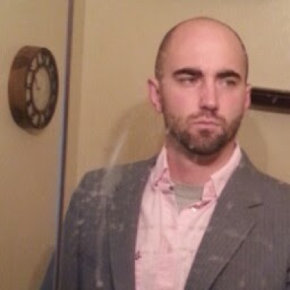 Meet your Posher, Dustin